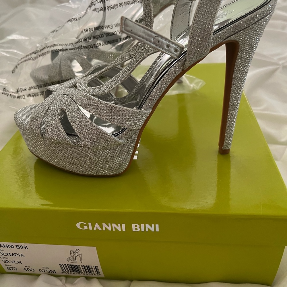 Gianni Bini shoes